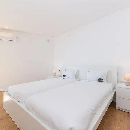 Waterfront Luxury Ocean View Apartment Olhao