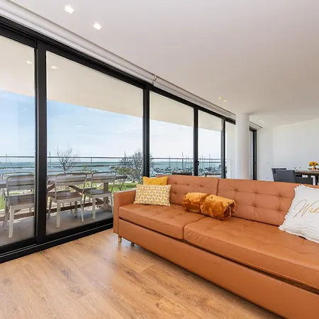 Apartment Waterfront Luxury Ocean View